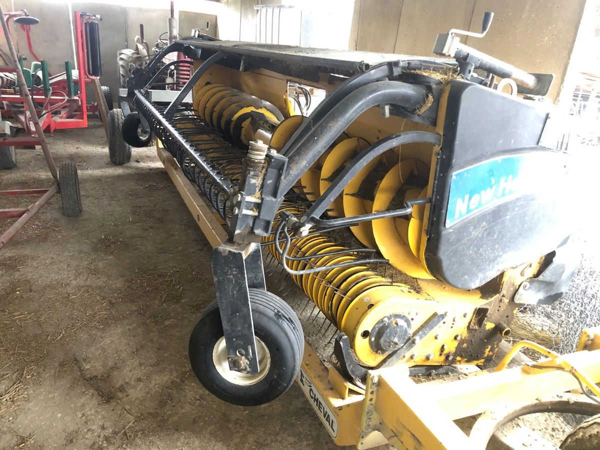 E-FARM: New Holland pick up 5m20 - Header - id FUJIQEN - €15,000 - Year of construction: 2010 - France