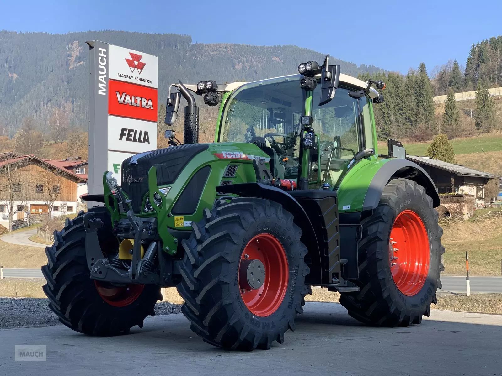 Fendt 724 Vario Profi Traktor