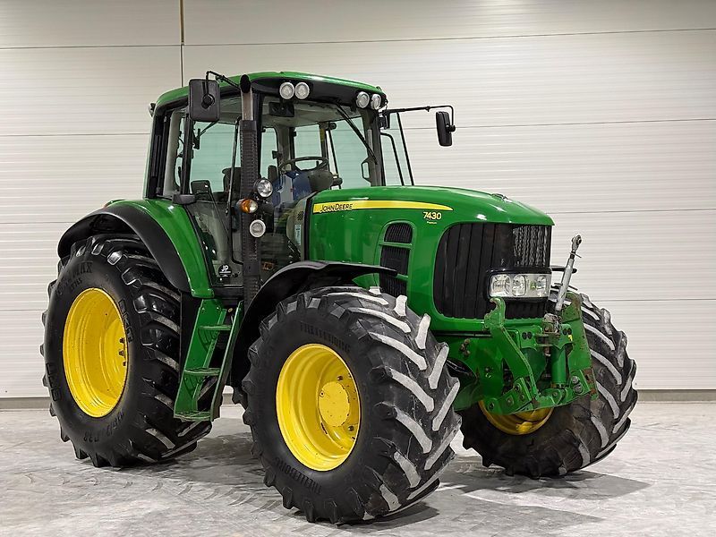 John Deere 7430 Premium Trattore 62.000 €