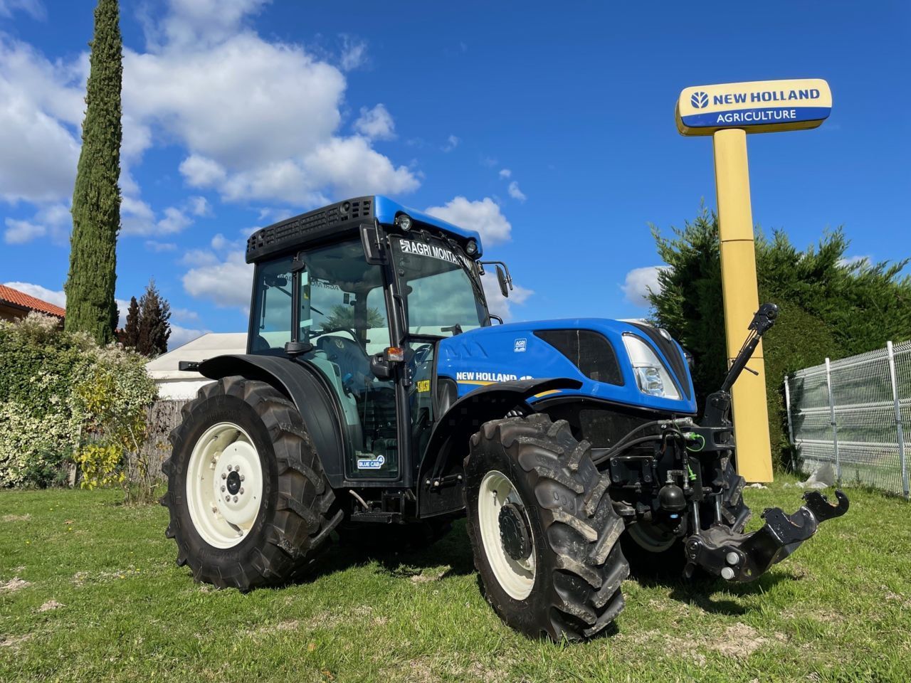 E-FARM: New Holland T4.100 LP - Tractor - id PPNPGWD - €41,004 - Year of construction: 2020 - Engine hours: 3,500,Engine power (HP): 100,France
