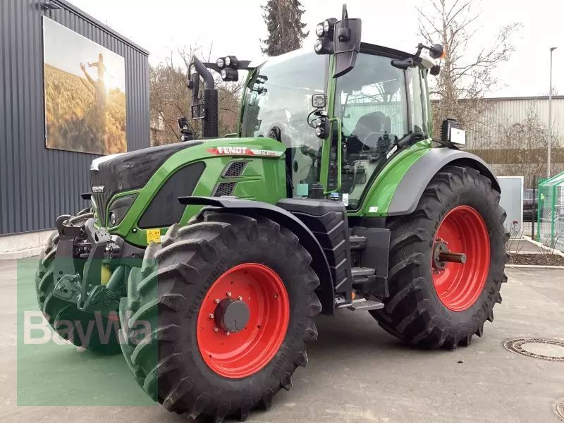 E-FARM: Fendt 516 Vario PowerPlus - Traktor - id LJCADHT - 140.000 € - Baujahr: 2023 - Abgelesene Motorstunden: 405,Motorleistung (PS): 165,Deutschland