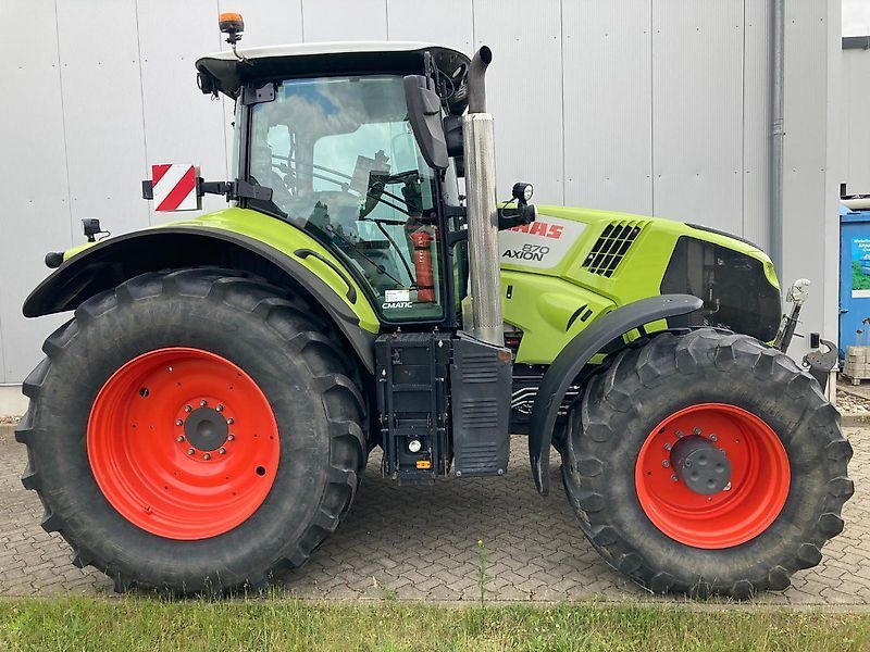 Claas Axion 870 CMATIC Трактор 125 000 €