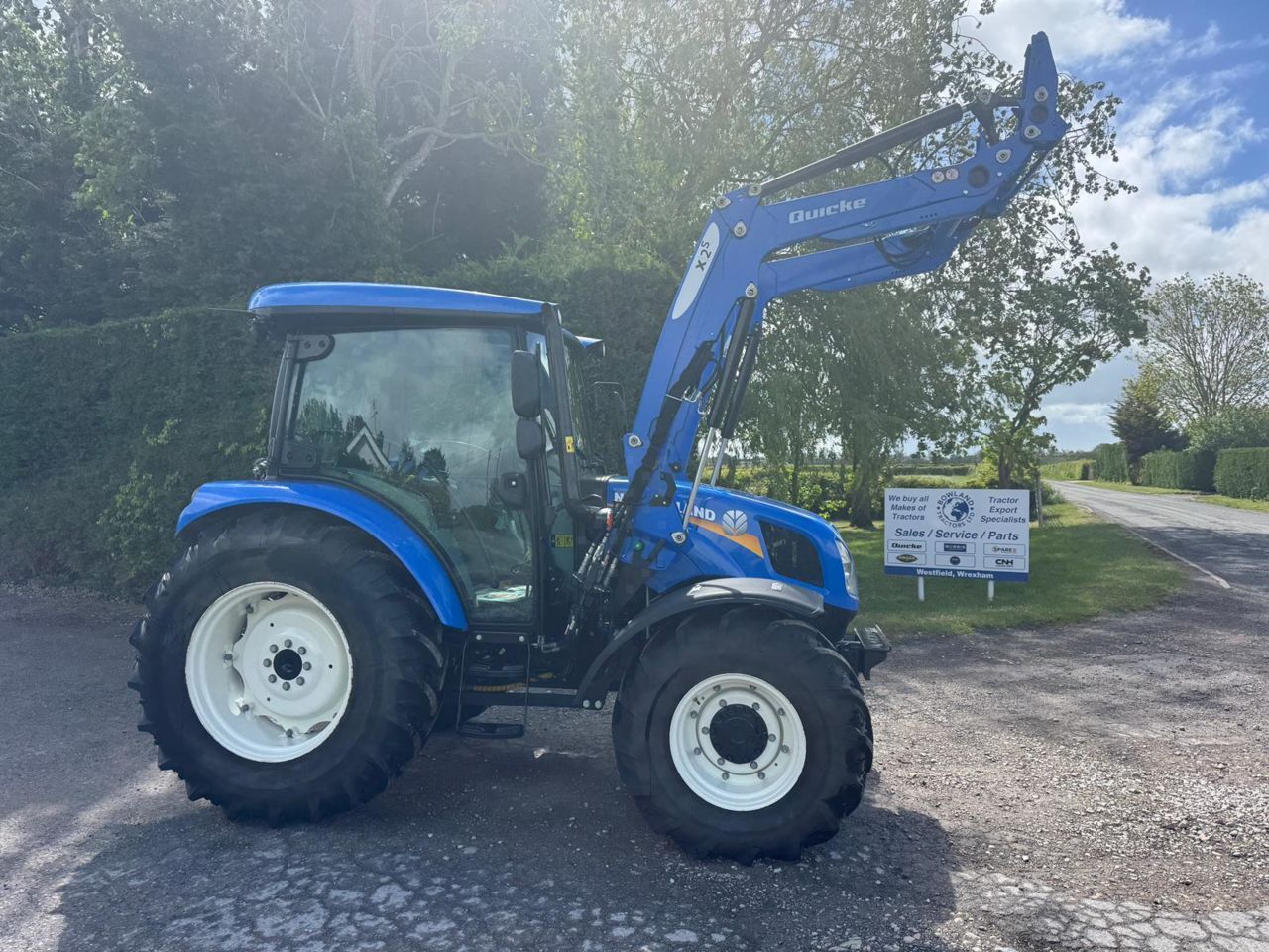 New Holland T4.75 S Traktor 45 702 €