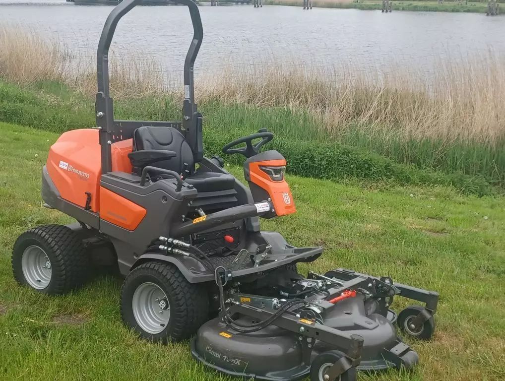 Husqvarna riderp525dx Cortadora de césped 19.000 €