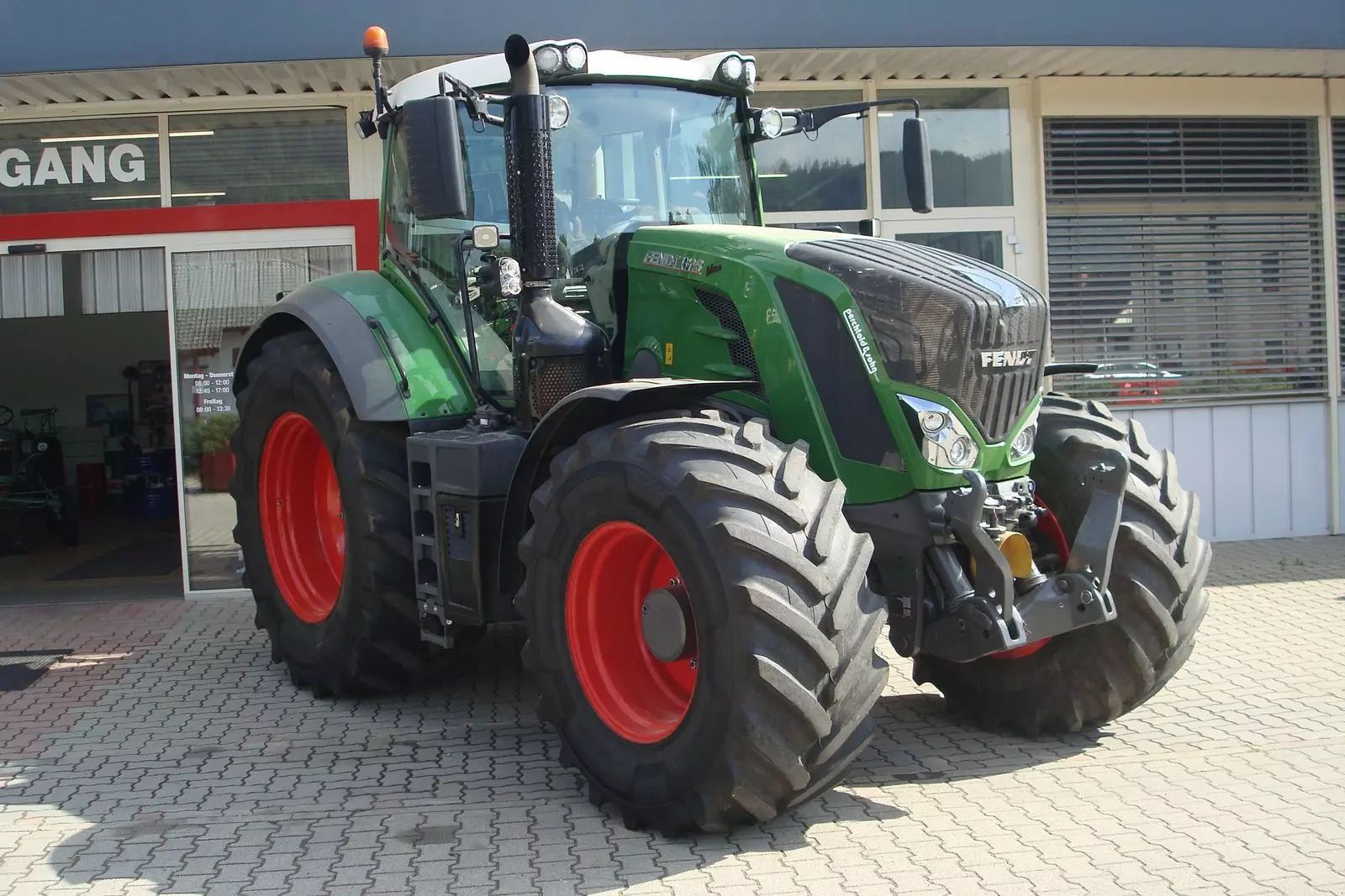 Fendt 828 Vario Profi Plus Traktor 110 000 €
