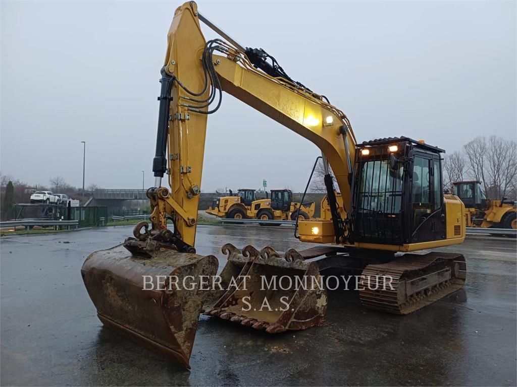 Caterpillar 313f gc Crawler excavator €60,000
