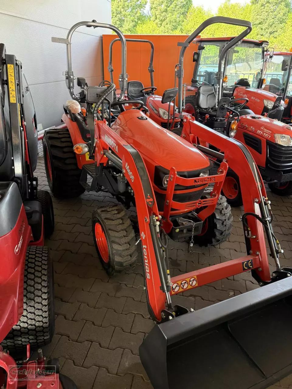 E-FARM: Kubota ek1-261 dt-ec fl ind 5j - Traktor - id ZADD9KT - 16.500 € - Leto izgradnje: 2025 - Število ur motorja: 5,Moč motorja (HP): 24,Nemčija