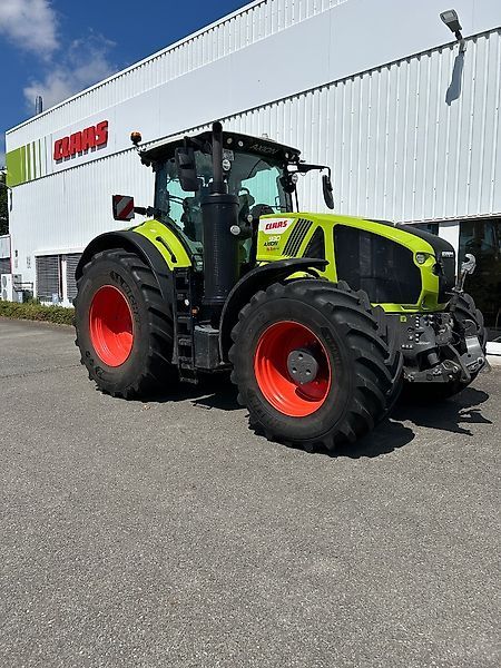 Claas Axion 930 Tractor €190,000
