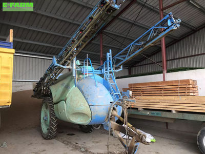 E-FARM: Berthoud tenor 35 - Sprayer - id QJ3VHPH - €16,000 - Year of construction: 2008 - France