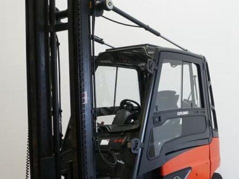 E-FARM: Linde e 45/600 hl 388 - Chariot élévateur - id MZP2TPT - 27 450 € - Année: 2018 - Lecture du nombre d'heure: 6 865,Allemagne