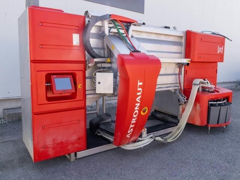 E-FARM: Lely astronaut a3 - Milking equipment - id RYCPD4X - €27,500 - Year of construction: 2008 - Germany