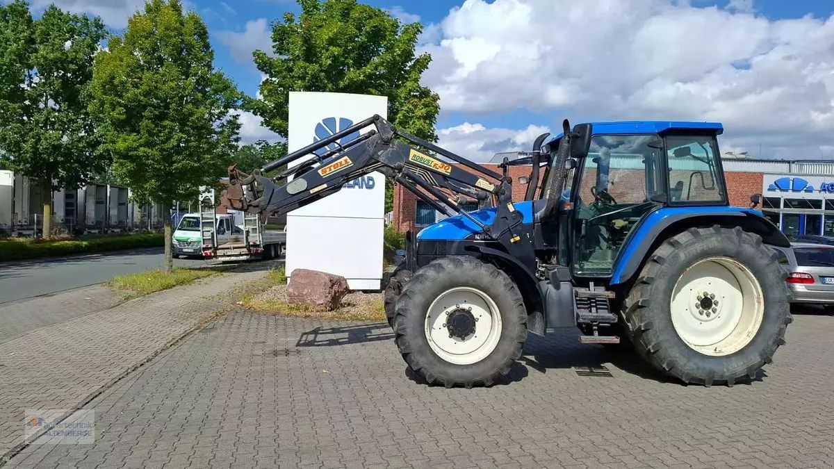 E-FARM: New Holland TS 115 - Tractor - id PBZKJNL - 28.487 € - Año: 2003 - Horas: 9455,Potencia del motor: 115,Alemania