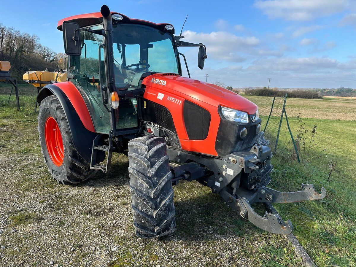 Kubota M5111 Traktor 40 000 EUR