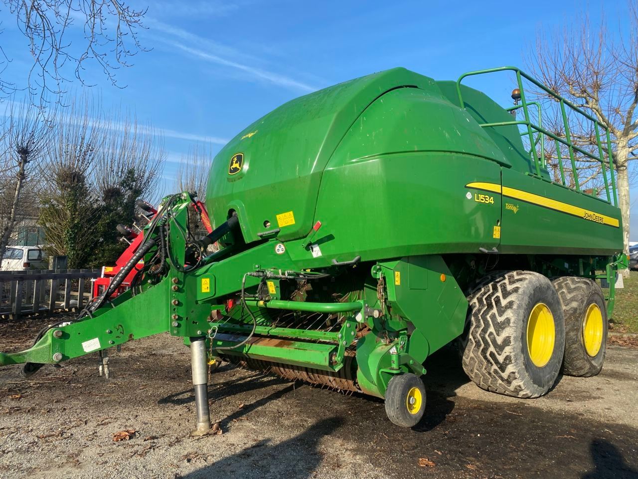 E-FARM: John Deere L 1534 - Πρέσσα - id AE85VG9 - 52.000 € - Χρονία: 2017 - Συνολικός αριθμός παραχθέντων δεμάτων: 35.000,Γαλλία