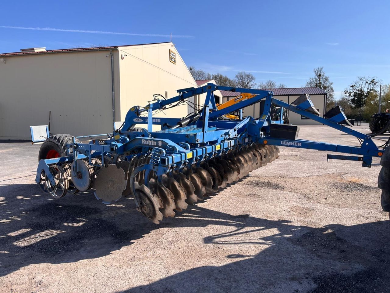 E-FARM: Lemken rubin 9/500 kua - Cultivador - id XWUJFHC - 28.500 € - Año: 2009 - Francia