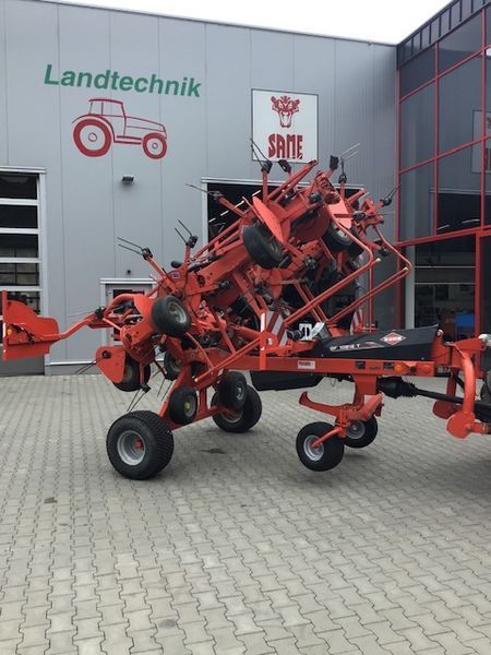 Kuhn GF 10812 T Karuzelowy przetrząsacz do siana 26 000 €