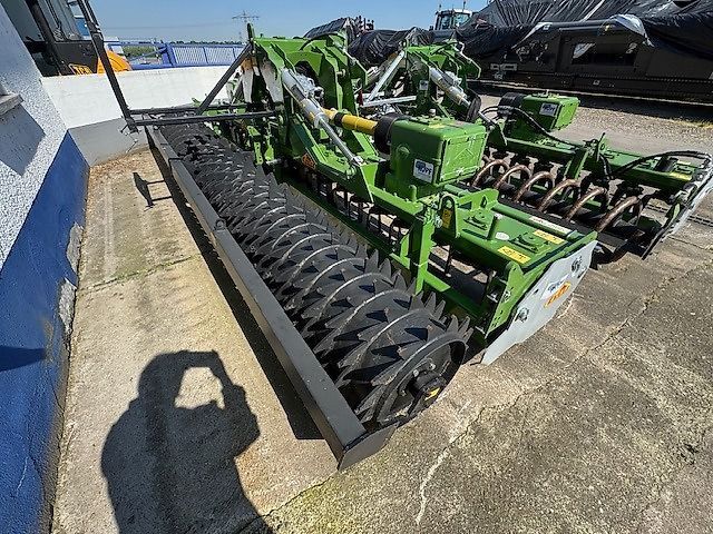 Celli energy p 5 m kreiselegge klappbar packerwalze, hydr. walzenverstellung Power harrow €29,900
