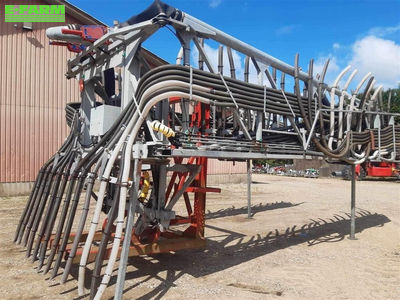 E-FARM: Aguirre 16-20-24 drypfri slangebom - Slurry attachment - id 6AYHXJA - €26,157 - Year of construction: 2015 - Denmark