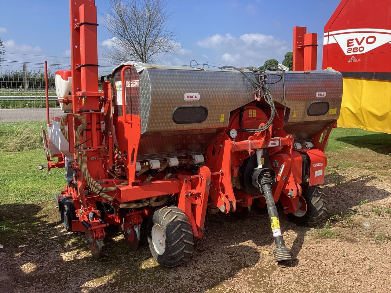 E-FARM: Gaspardo maga - Einzelkornsämaschine - id DTTI26Q - 29.000 € - Baujahr: 2020 - Frankreich
