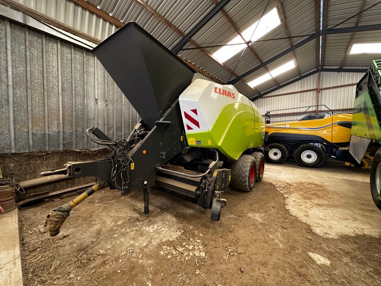 E-FARM: Claas Quadrant 5300 RF - Baler - id PGZQLYC - €83,000 - Year of construction: 2019 - Total number of bales produced: 22,500,France