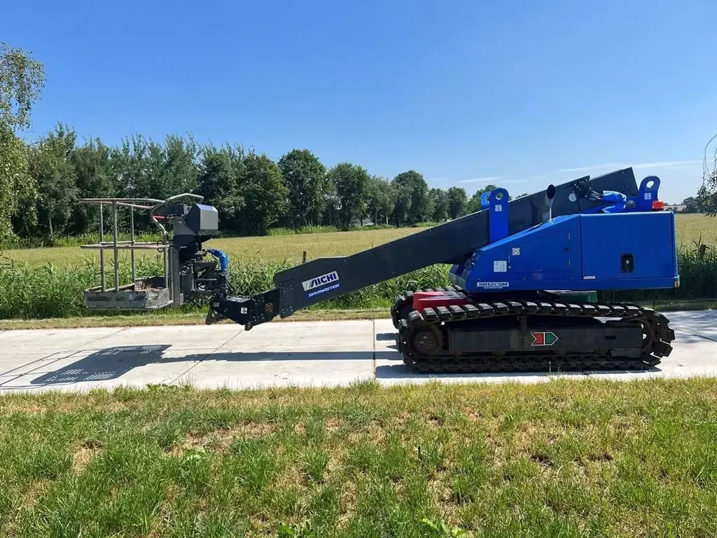 Other aichi sr12csm Self propelled platform €59,500