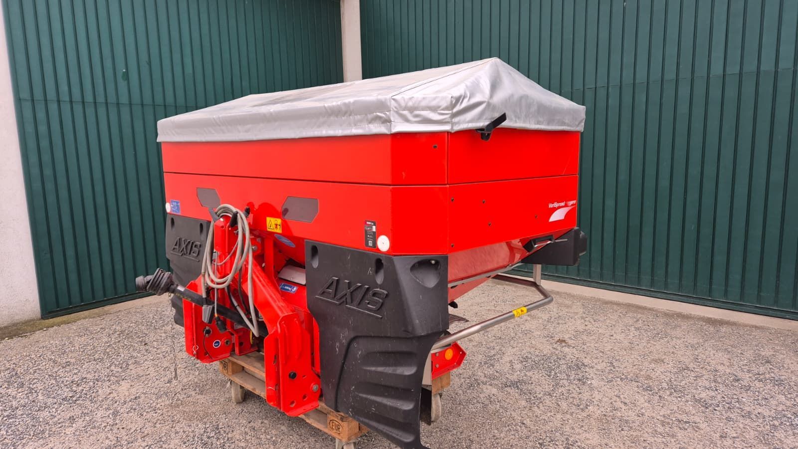 Rauch AXIS 30.2 EMC+W Fertiliser spreader €15,750
