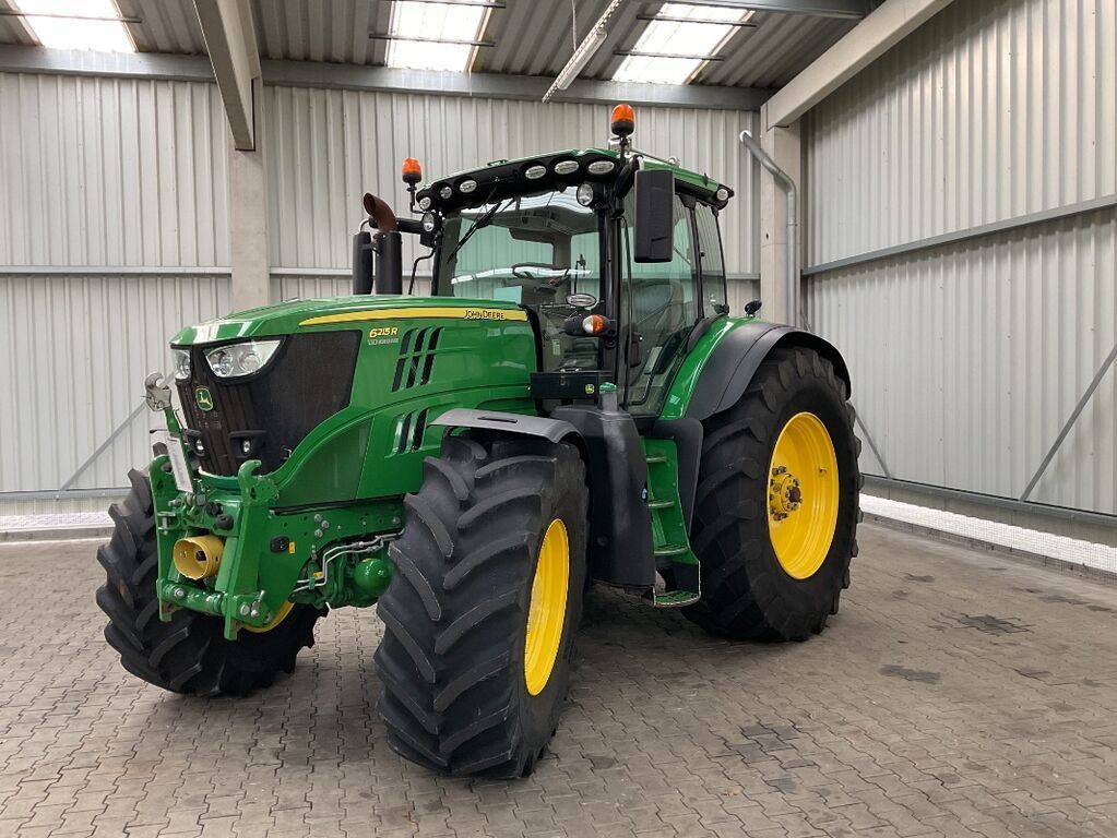 John Deere 6215 R Traktor 109 000 €