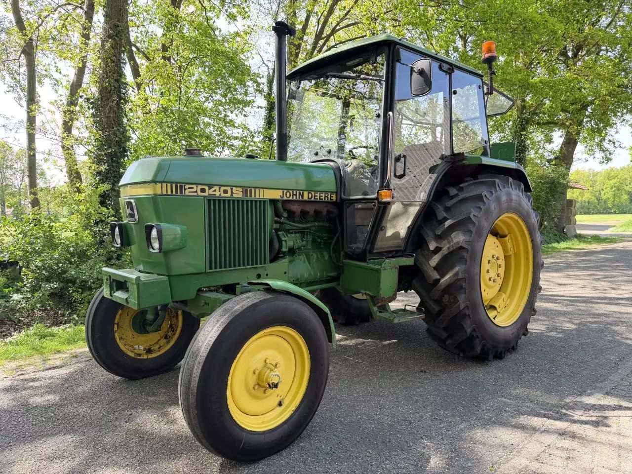 John Deere 2040 Трактор
