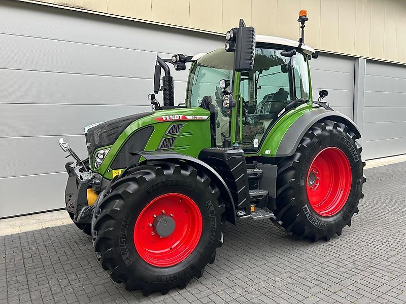 E-FARM: Fendt 516 Vario ProfiPlus - Trattore - id GXMZIDY - 152.500 € - Anno di costruzione: 2024 - Ore: 82,Potenza del motore: 165,Germania