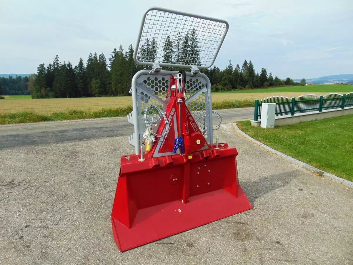 E-FARM: Tajfun egv 85 ahk sg - Equipos forestales - id IVP5S3G - 8458 € - Año: 2023 - Austria