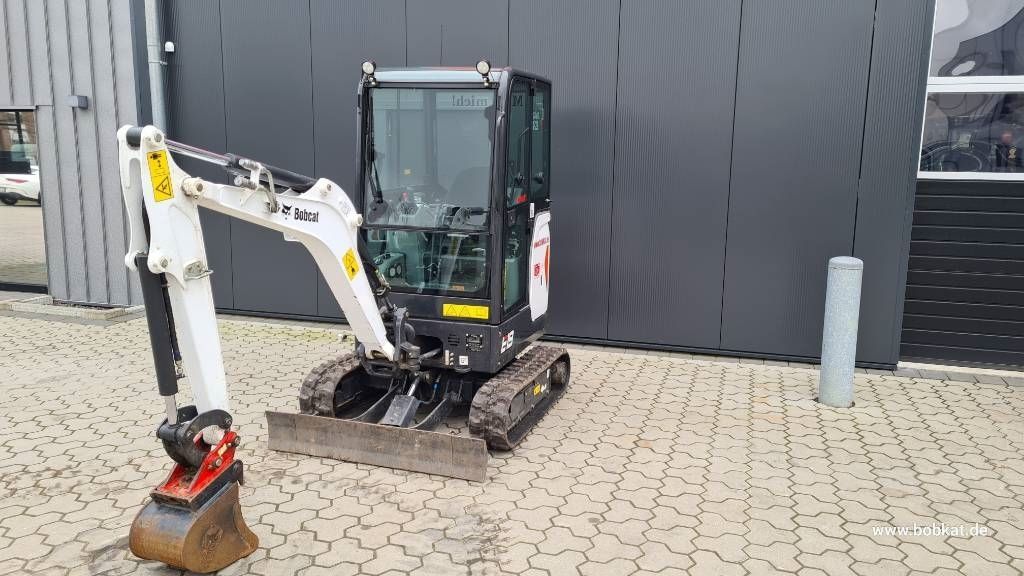 Bobcat E19 Mini kotrógép 28 000 EUR