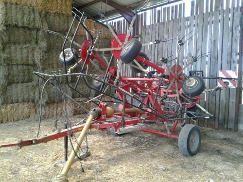 E-FARM: FELLA 6 toupies - Faneuse - id K3RVANF - 6 200 € - Année: 2013 - France