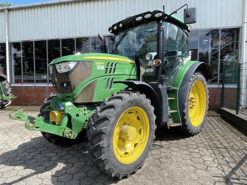 John Deere 6125 R tractor €67,227