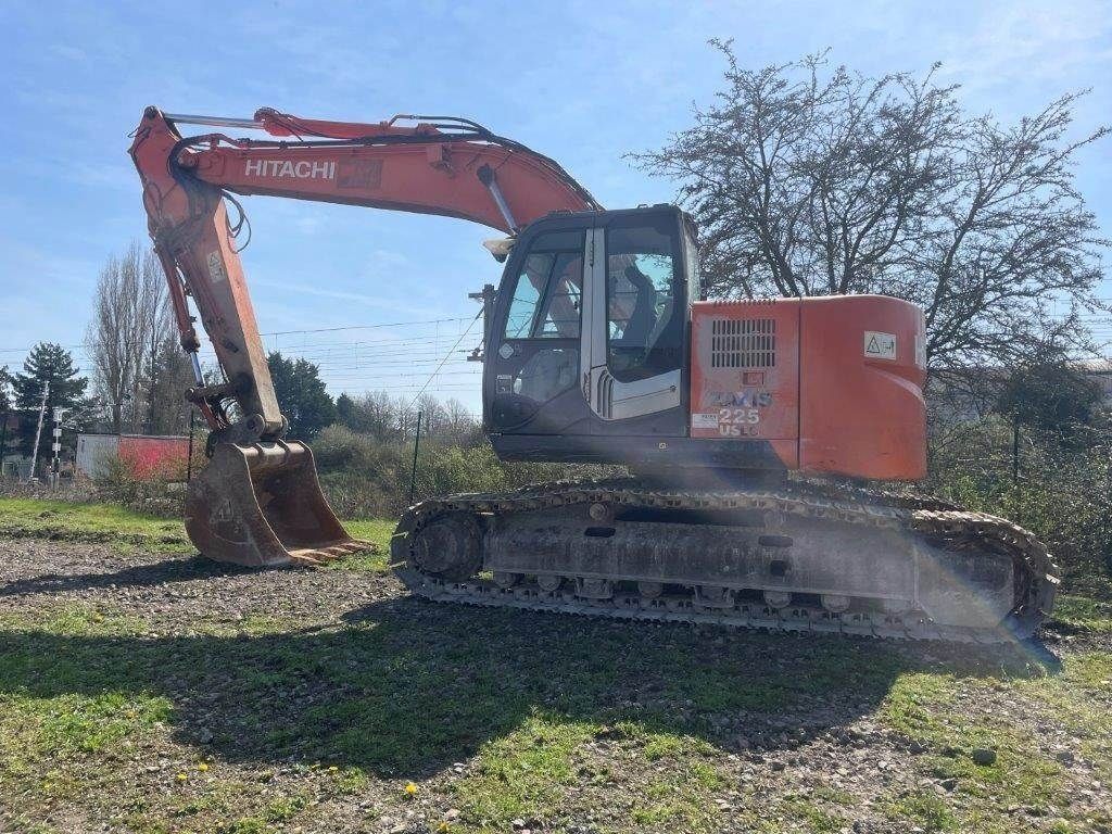 Hitachi zx 225 us lc-3 Pásové rypadlo 47 000 €