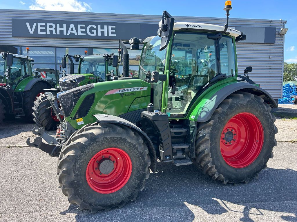 Fendt 312 Vario Tractor €85,000