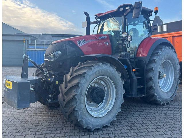 Case IH Optum 300 CVX Traktor 129 000 €