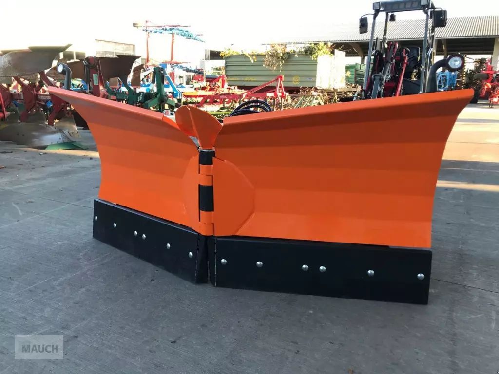 E-FARM: Other v-pflug schneeschild / schneepflug 2,1 - 3,2m - Attachment - id ZLYL17B - Austria