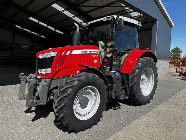 Massey Ferguson 6613 Dyna-6 Traktor
