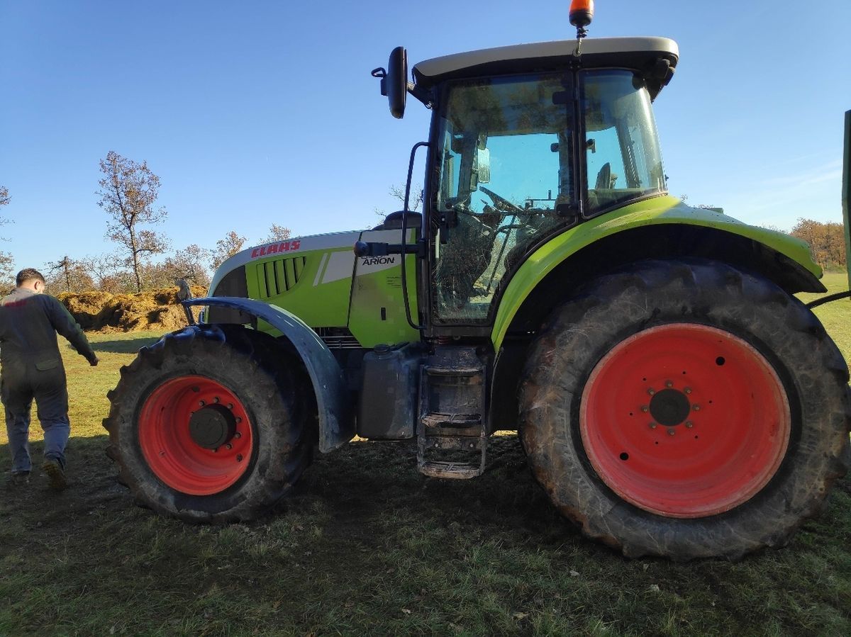 Claas Arion 640 Tractor €45,000