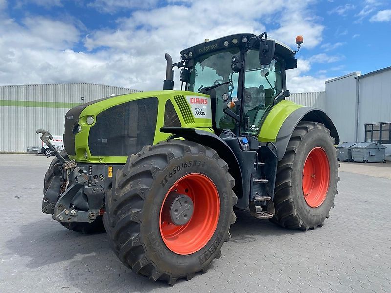 Claas Axion 920 Tractor €61,500