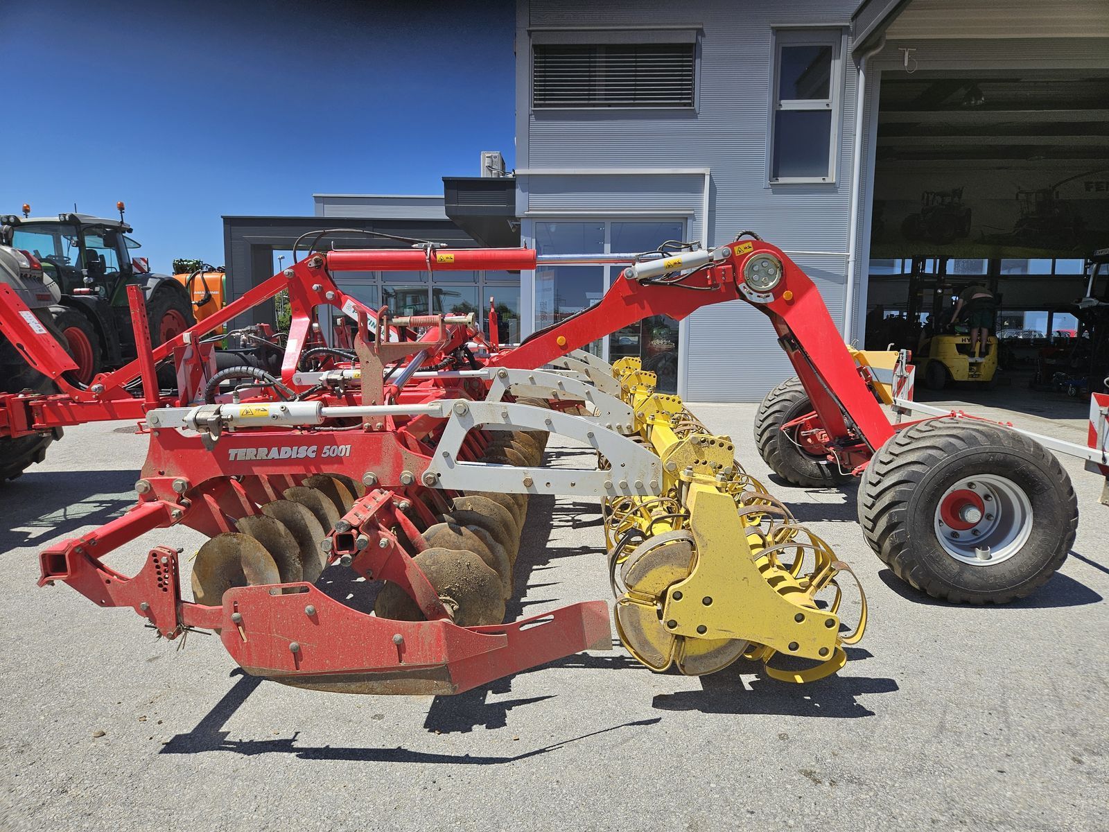 Pöttinger Terradisc  5001 T Disc harrow €34,000