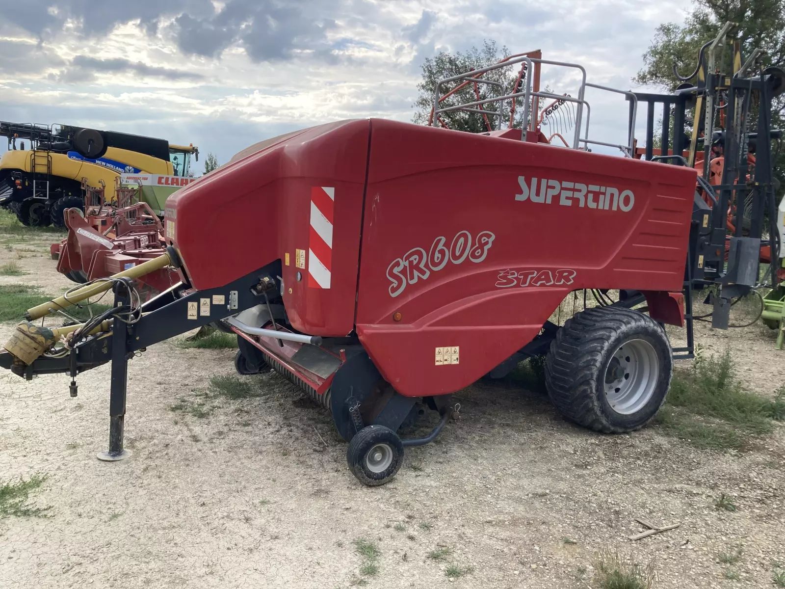E-FARM: Supertino presse sr 608 - Presse à balles - id JBLTP6B - 33 000 € - France