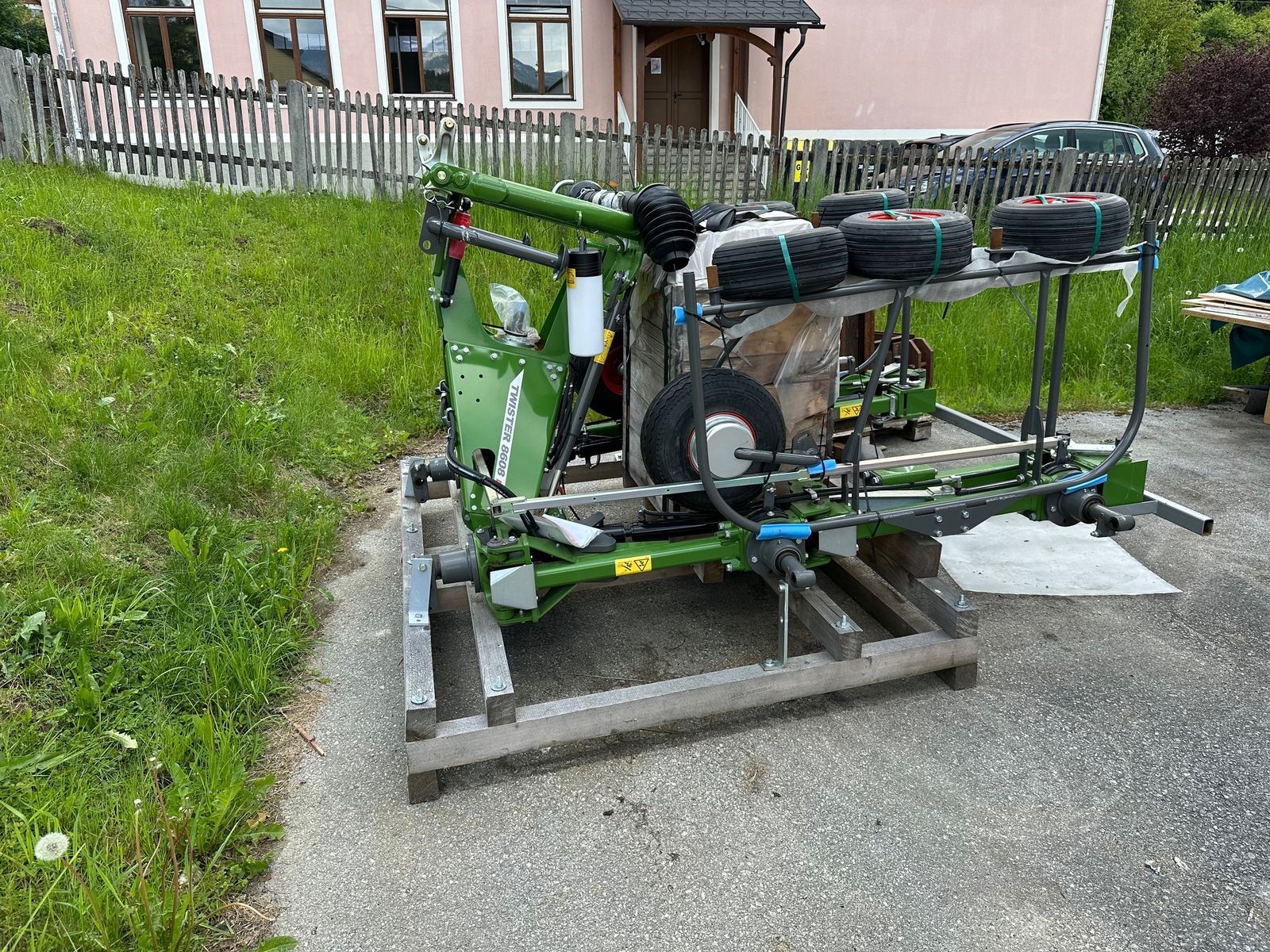 Fendt Twister 8608 DN Karuzelowy przetrząsacz do siana 14 917 €