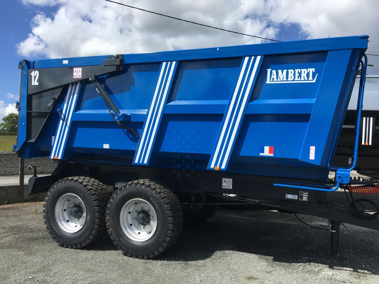 E-FARM: lambert 12 t - Tipper - id 2CFKTJF - Year of construction: 2024 - France
