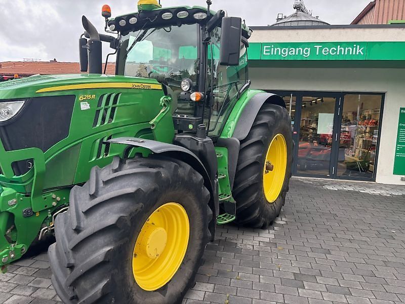 E-FARM: John Deere 6215 R - Traktor - id JUIMBH5 - 86.500 € - Baujahr: 2016 - Abgelesene Motorstunden: 6.412,Motorleistung (PS): 255,Deutschland