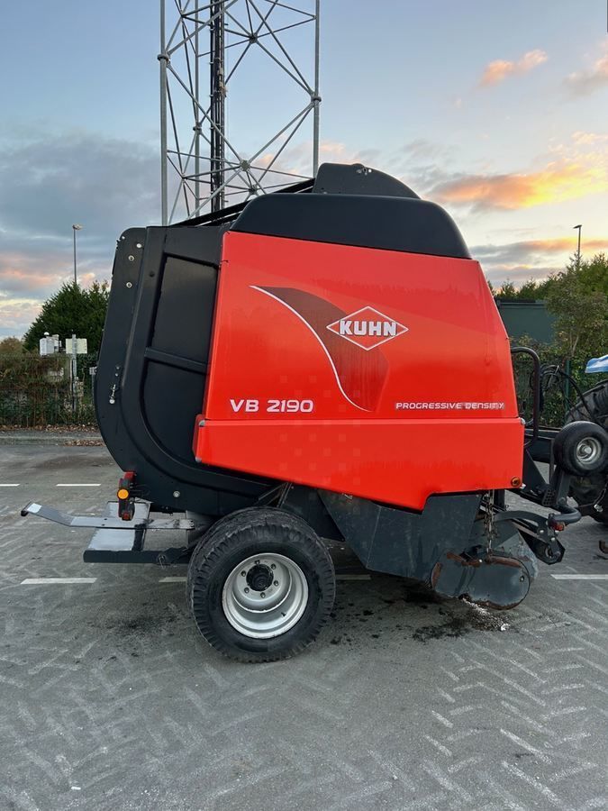 Kuhn VB 2190 Baler €16,000