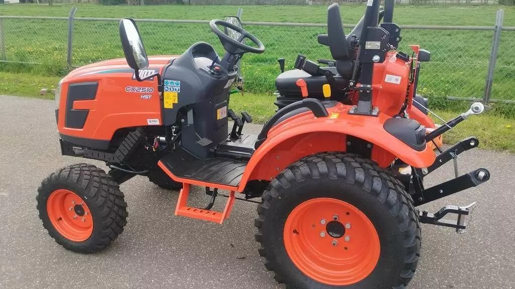 Kioti CX2510 Tractor €16,850