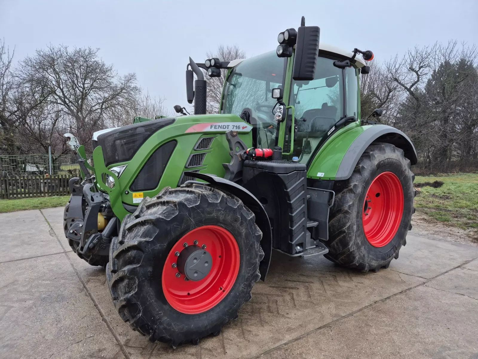 Fendt 716 Vario Profi Traktor 130 000 €
