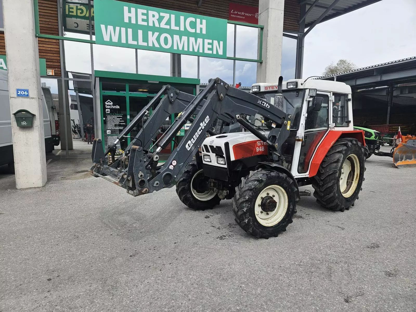 Steyr 948 Traktor 22 920 €