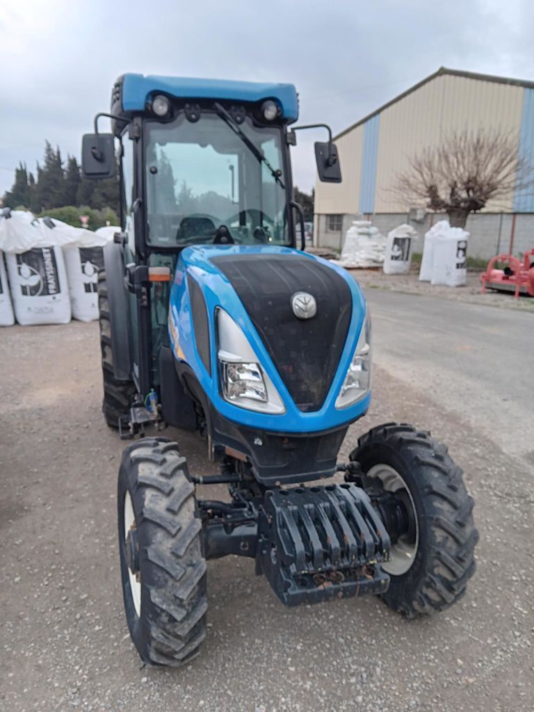 New Holland T4.80 N Tractor €34,000